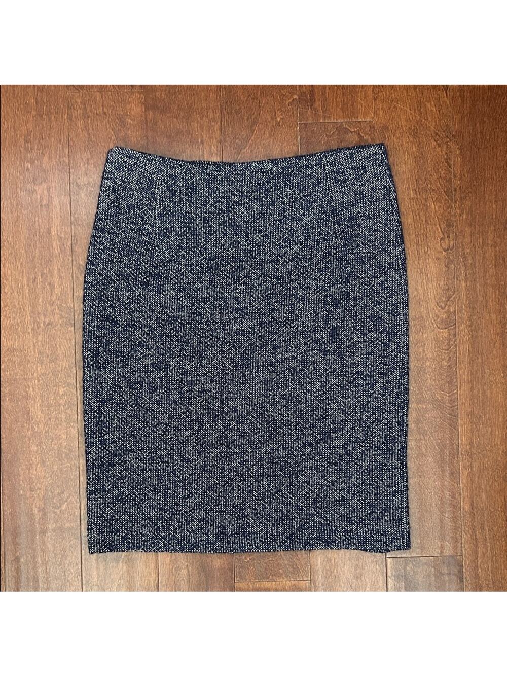 Purdey Wool Blend Woven Textured Blue and White Pencil Skirt, Size XL (42)